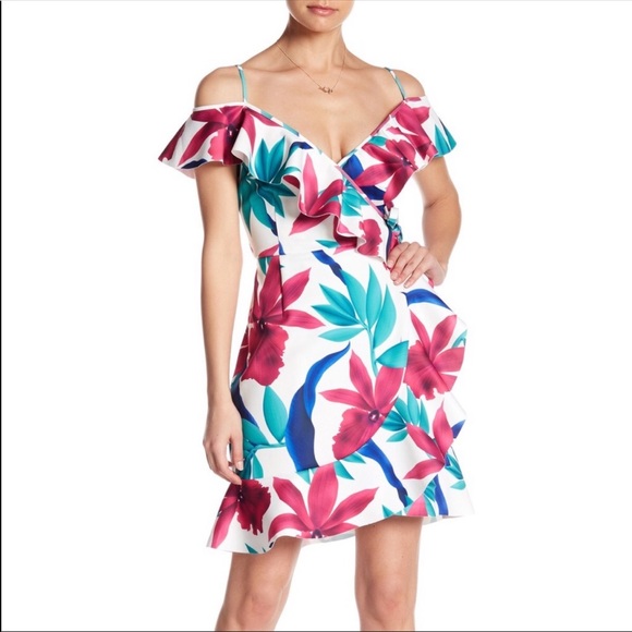 Alexia Admor Floral Fluttery Wrap Dress NWT - Picture 2 of 6